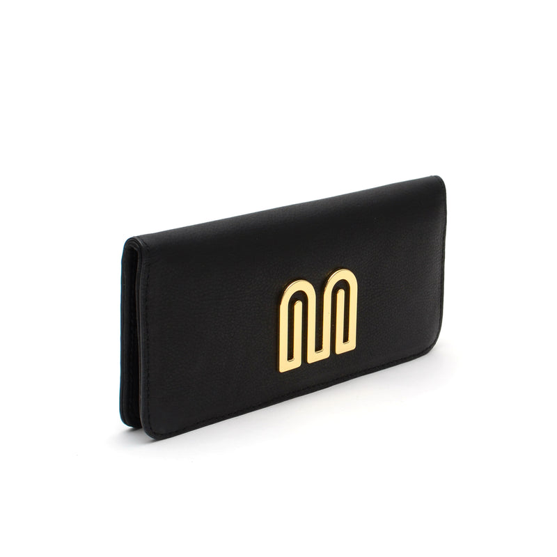 Dara Long Sleek Wallet is Black