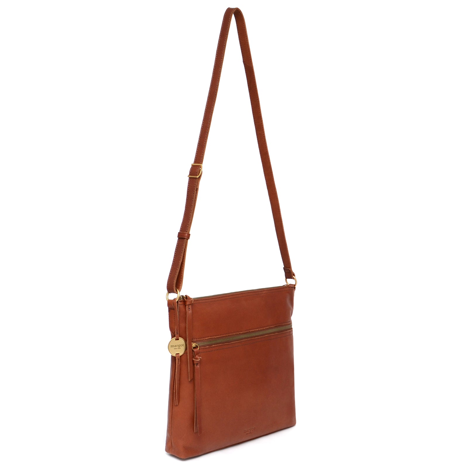 Leah Hobo in Brandy